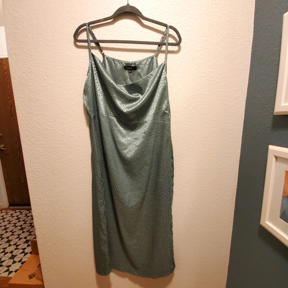 NWT Lulu's Sage Green Satin Jacquard Midi Dress XL